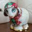 Новогодние овечки , елочные игрушки.